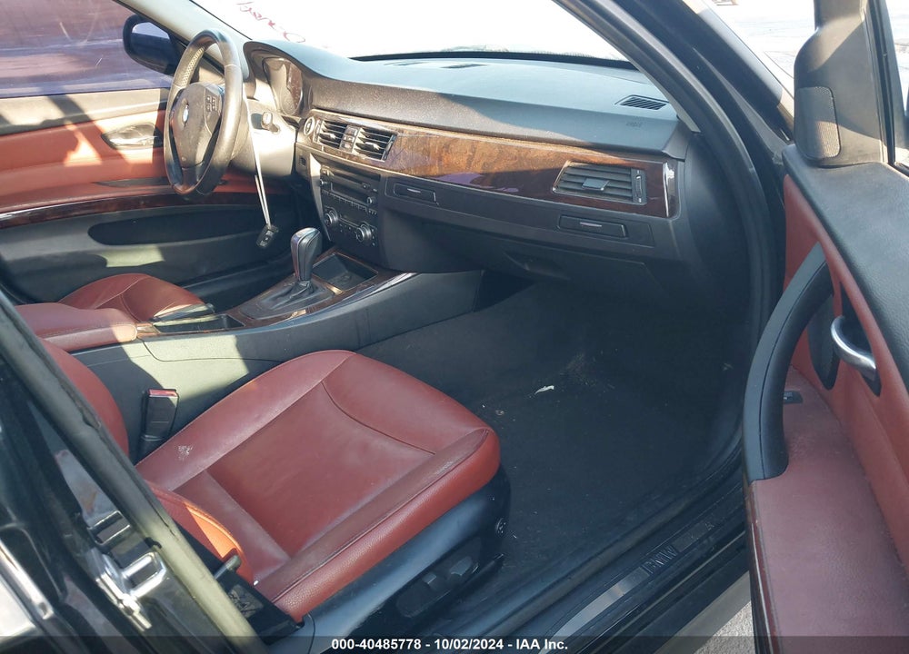 2011 BMW 328I VIN: WBAPH5C52BF093807