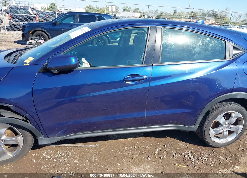 2017 HONDA HR-V LX VIN: 3CZRU6H34HG705253