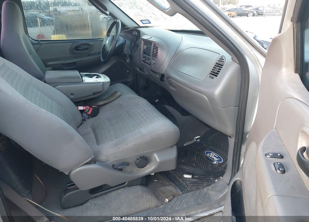 2002 FORD F-150 XL/XLT VIN: 2FTRF07W62CA96180