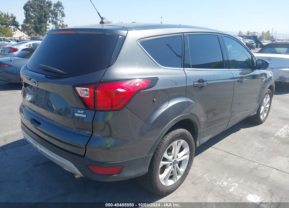 2019 FORD ESCAPE SE VIN: 1FMCU0GD5KUC06061