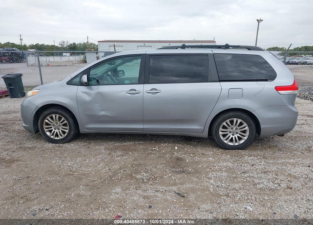 2012 TOYOTA SIENNA XLE V6 8 PASSENGER VIN: 5TDYK3DCXCS180429