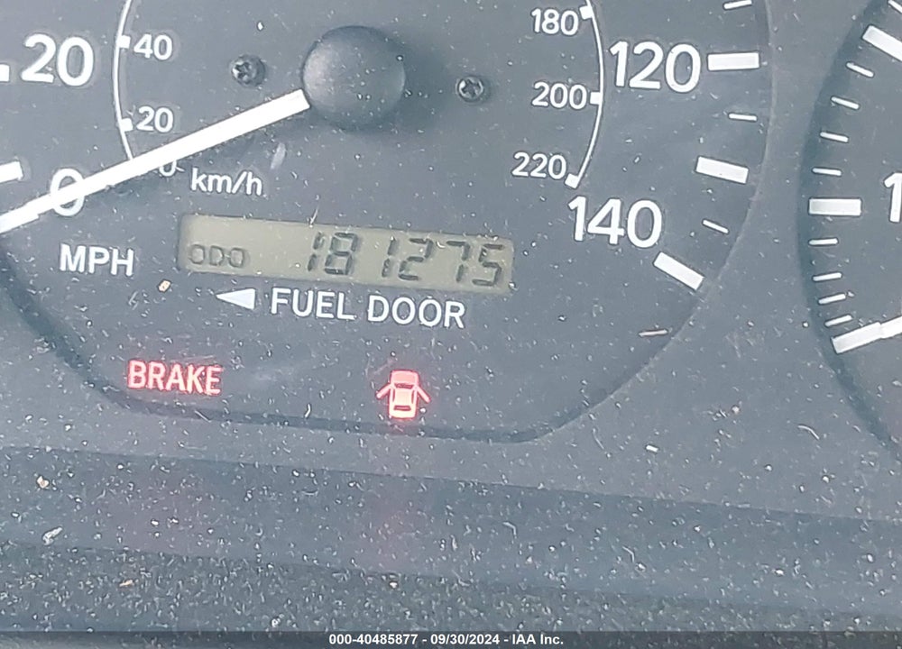 2000 TOYOTA CAMRY XLE V6 VIN: 4T1BF28K6YU947519