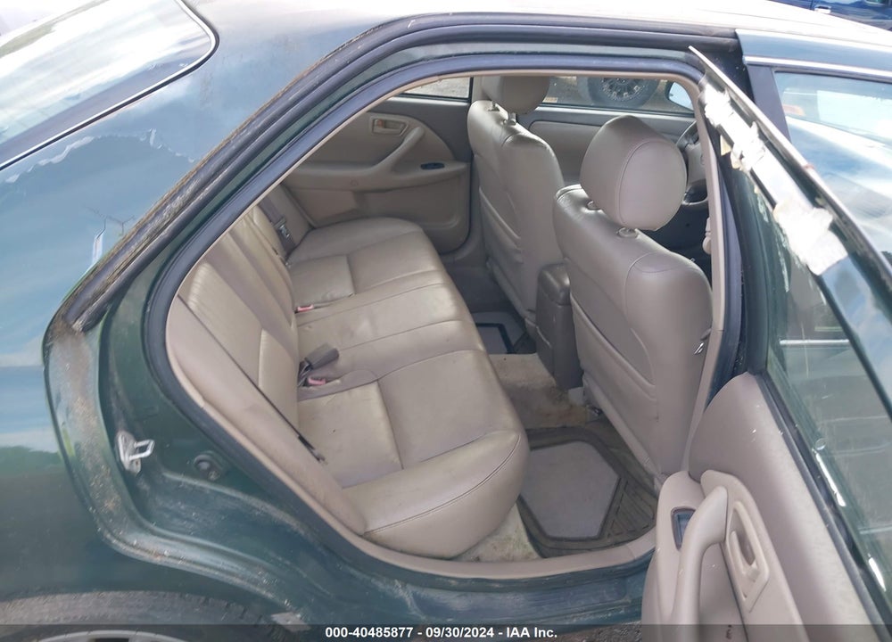 2000 TOYOTA CAMRY XLE V6 VIN: 4T1BF28K6YU947519