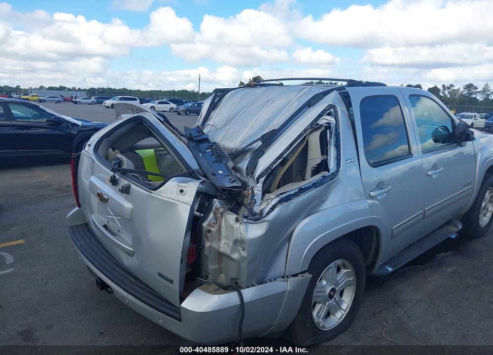 2010 CHEVROLET TAHOE LT VIN: 1GNUCBE04AR158357