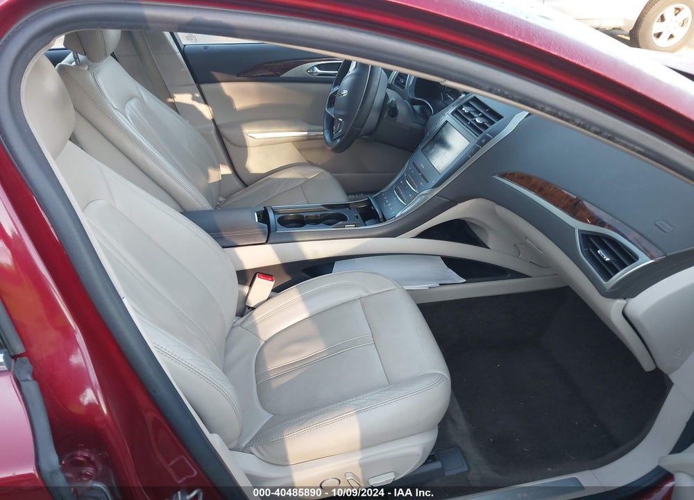 2016 LINCOLN MKZ HYBRID VIN: 3LN6L2LU8GR625599