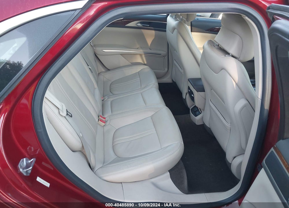 2016 LINCOLN MKZ HYBRID VIN: 3LN6L2LU8GR625599