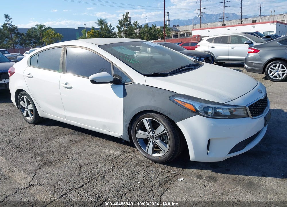 2018 KIA FORTE S VIN: 3KPFL4A75JE275652