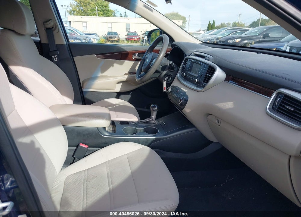 2017 KIA SORENTO 3.3L LX VIN: 5XYPGDA5XHG319486