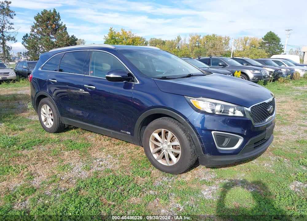2017 KIA SORENTO 3.3L LX VIN: 5XYPGDA5XHG319486