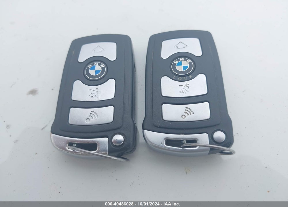 2007 BMW 750LI VIN: WBAHN83527DT73308