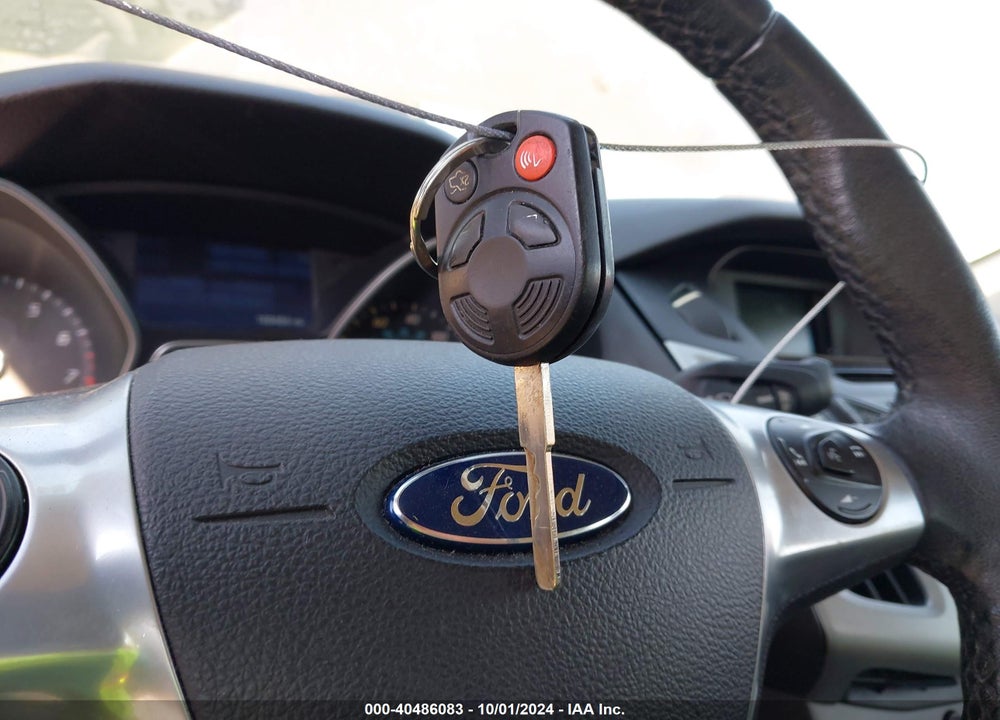 2014 FORD FOCUS SE VIN: 1FADP3F2XEL228218