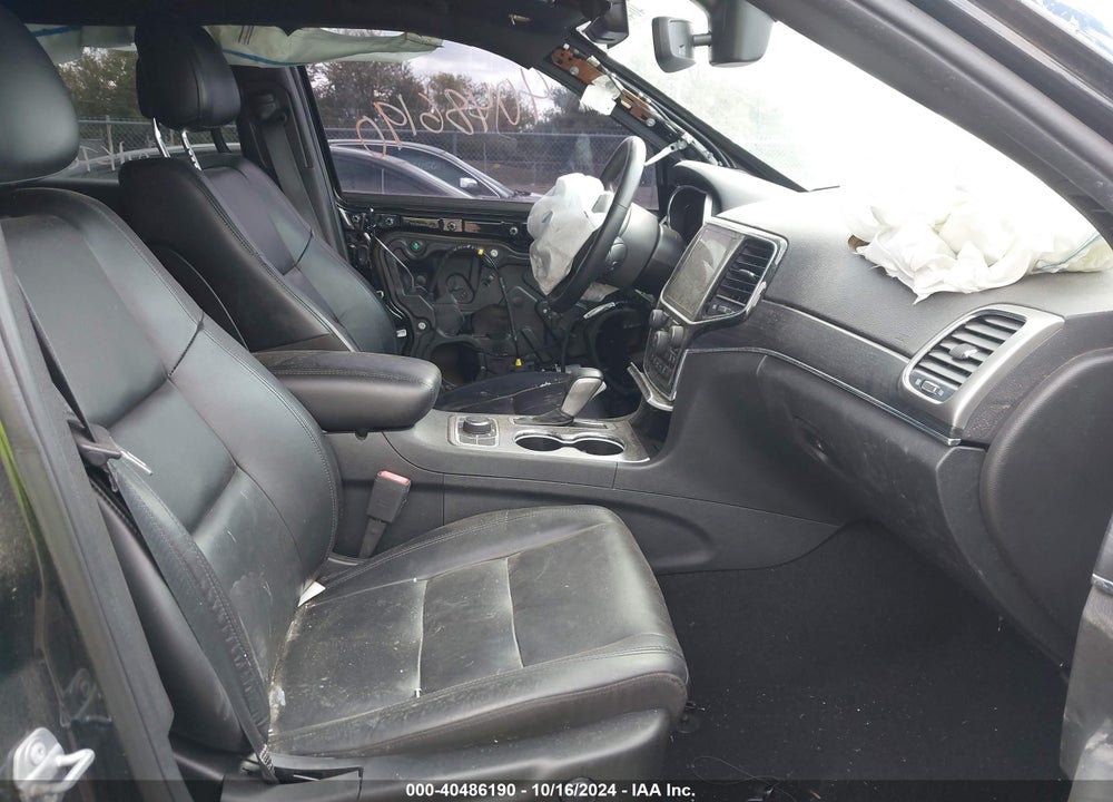 2020 JEEP GRAND CHEROKEE VIN: 1C4RJFBG0LC333061