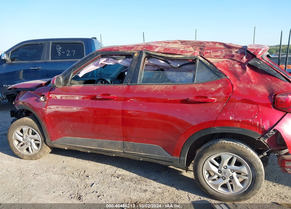 2021 HYUNDAI VENUE SE VIN: KMHRB8A38MU070381