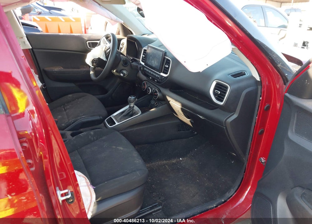 2021 HYUNDAI VENUE SE VIN: KMHRB8A38MU070381