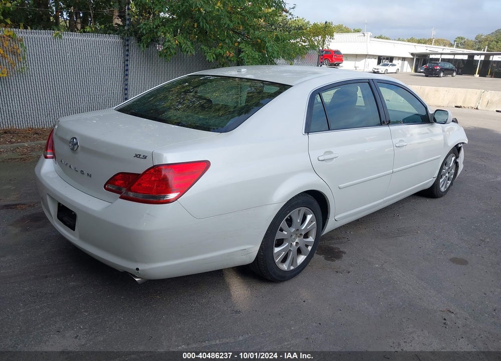 2010 TOYOTA AVALON XLS VIN: 4T1BK3DB0AU363565