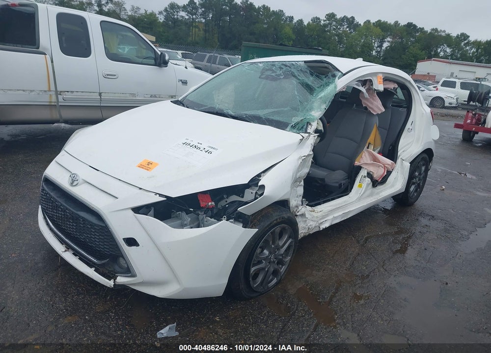 2020 TOYOTA YARIS LE VIN: 3MYDLBJV3LY701559