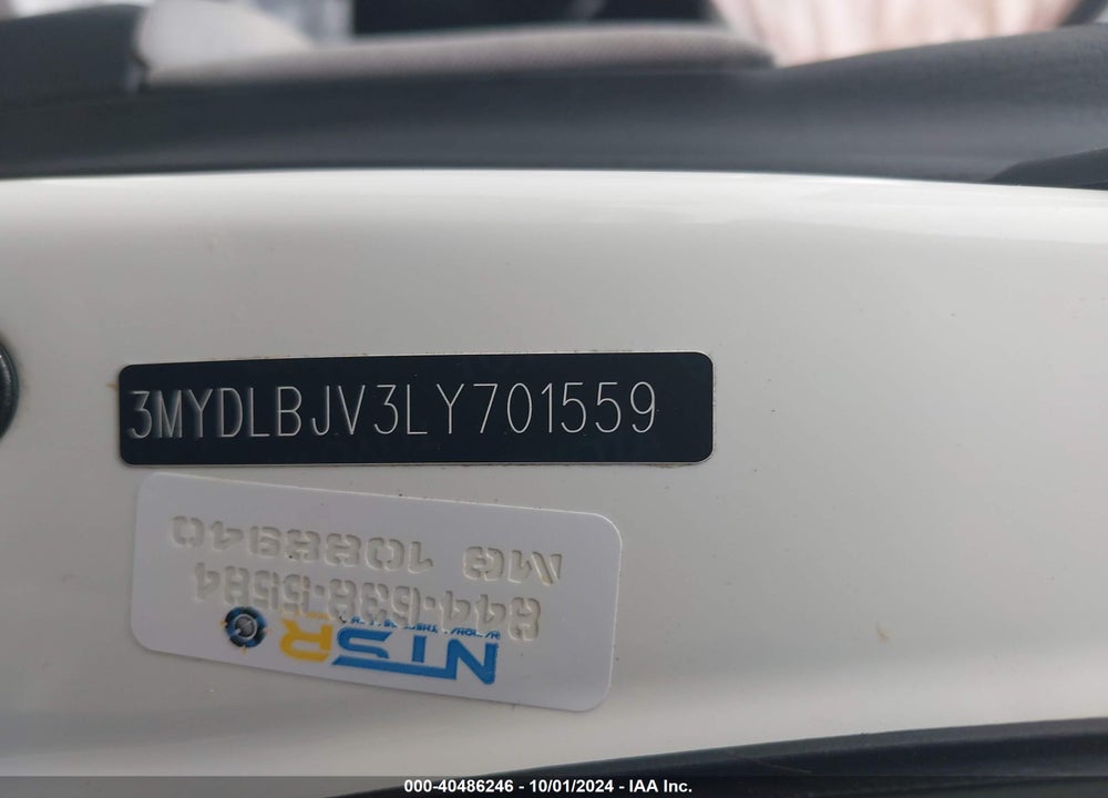 2020 TOYOTA YARIS LE VIN: 3MYDLBJV3LY701559