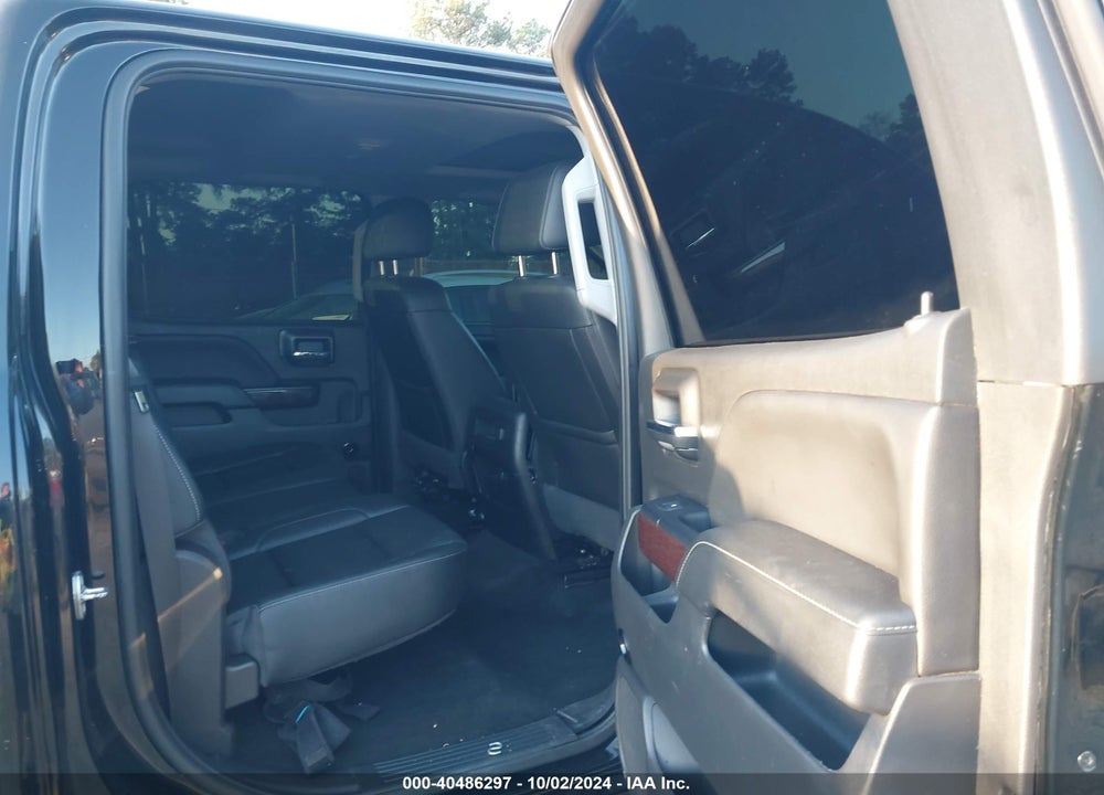 2018 GMC SIERRA 1500 SLT VIN: 3GTU2NEC3JG461816