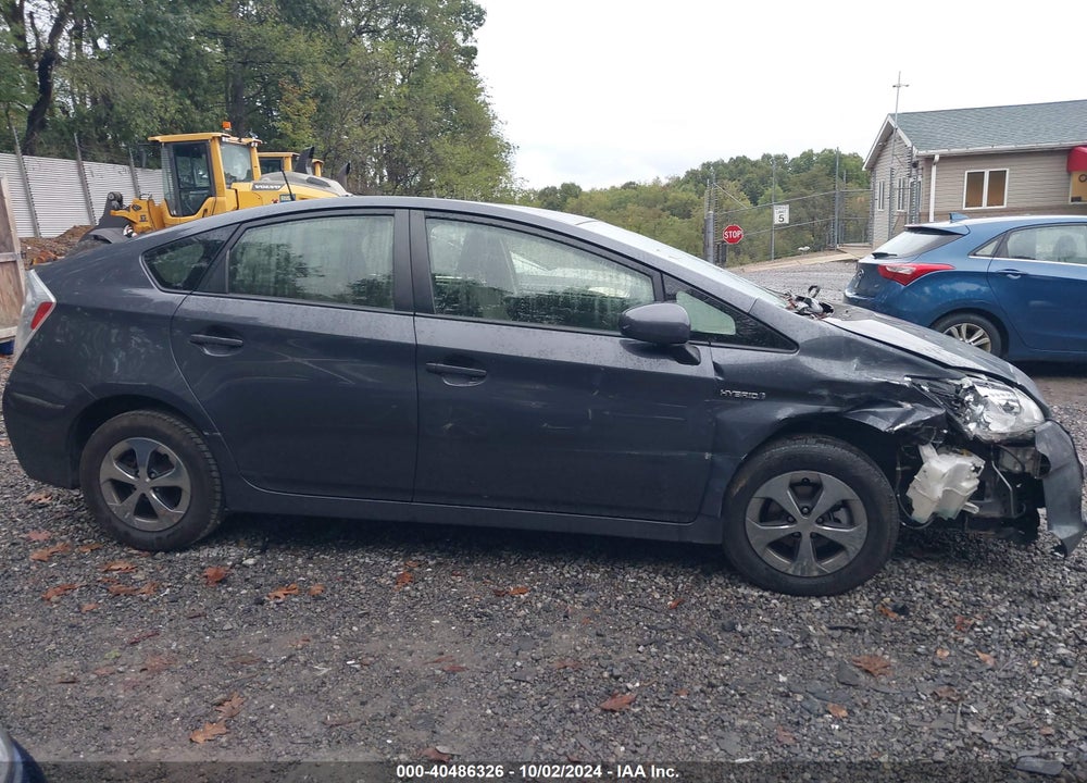 2015 TOYOTA PRIUS TWO VIN: JTDKN3DU1F1886227