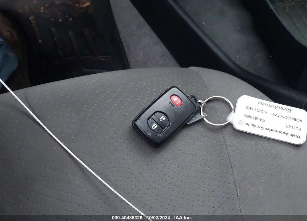 2015 TOYOTA PRIUS TWO VIN: JTDKN3DU1F1886227