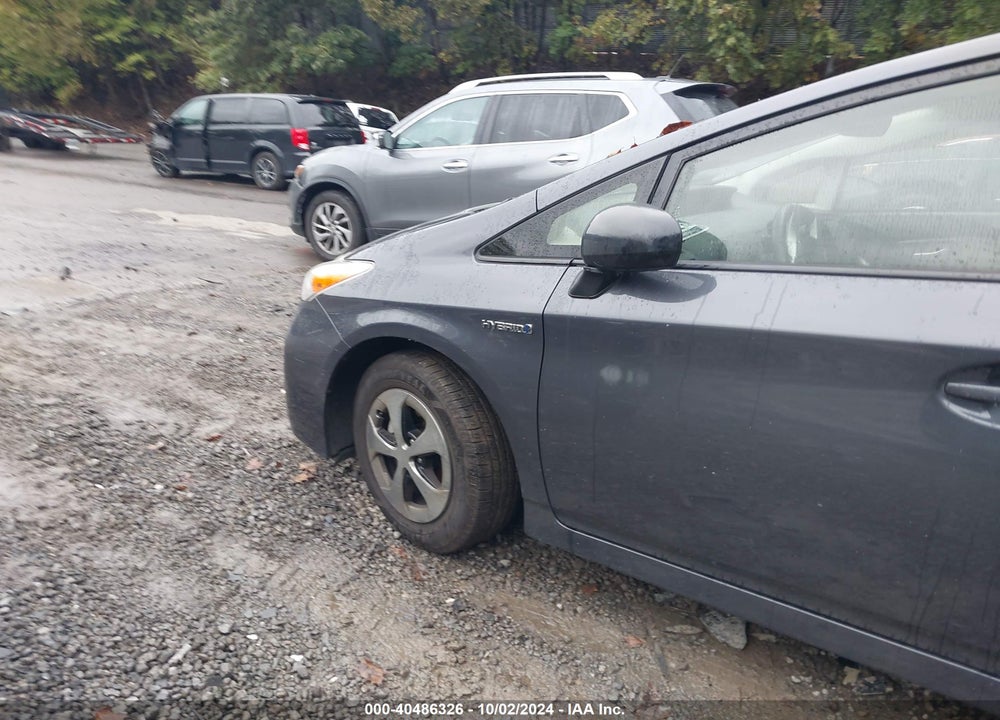 2015 TOYOTA PRIUS TWO VIN: JTDKN3DU1F1886227