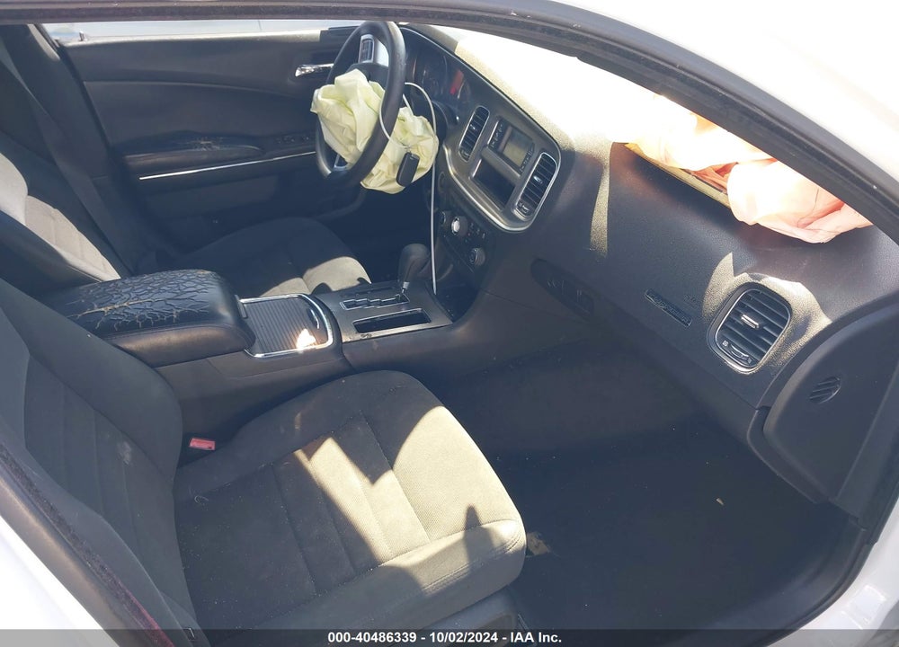 2011 DODGE CHARGER VIN: 2B3CL3CG4BH587298