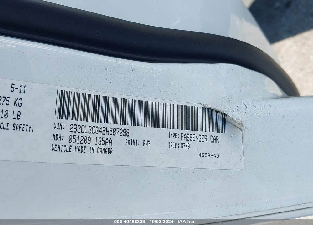 2011 DODGE CHARGER VIN: 2B3CL3CG4BH587298