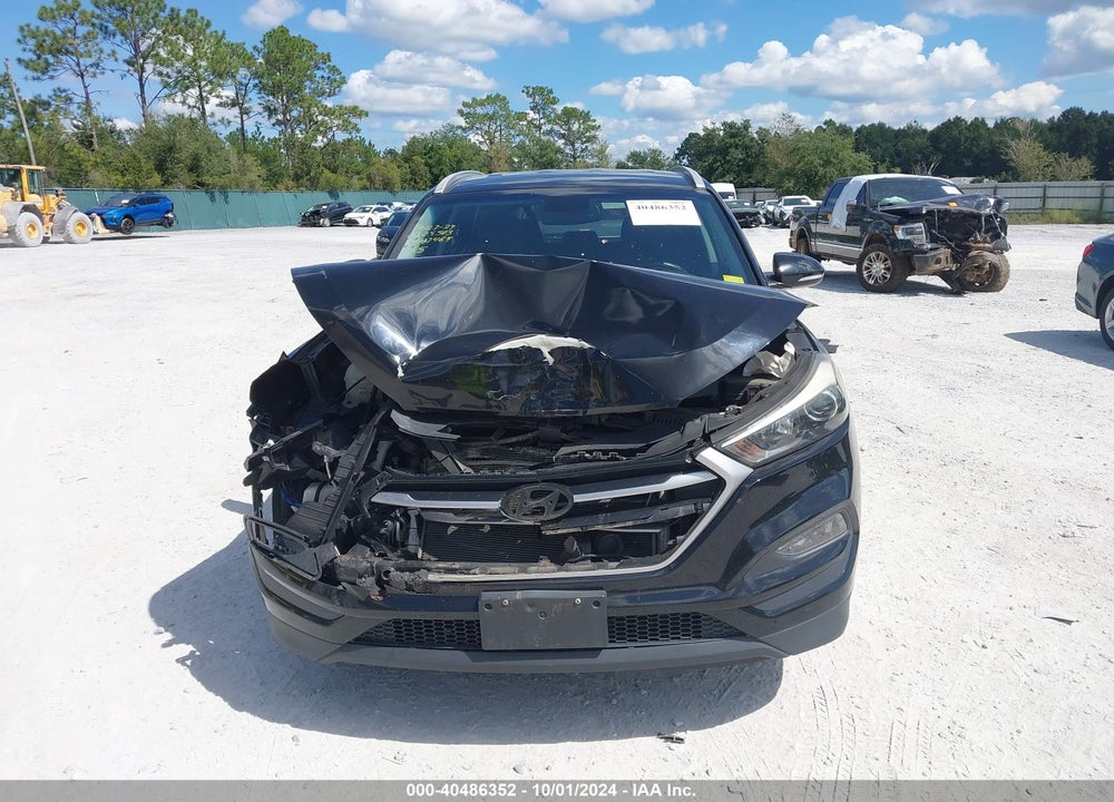 2017 HYUNDAI TUCSON SE PLUS VIN: KM8J3CA46HU407464