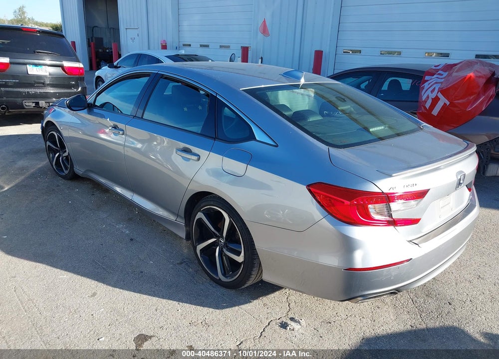 2018 HONDA ACCORD SPORT 2.0T VIN: 1HGCV2F34JA050585