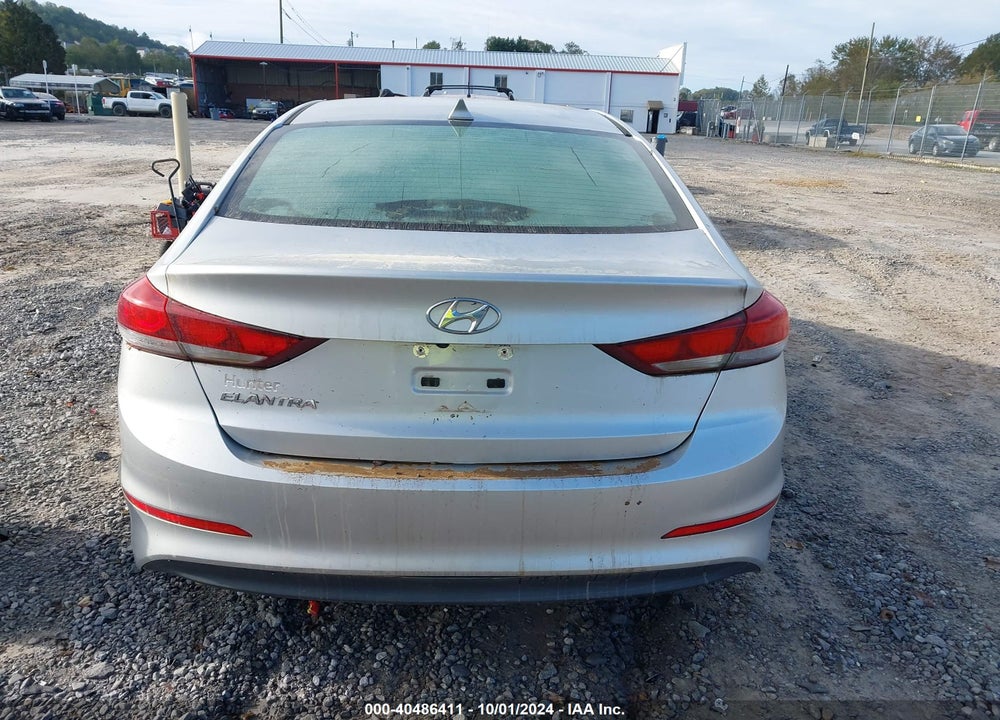 2018 HYUNDAI ELANTRA SEL VIN: 5NPD84LF5JH370639