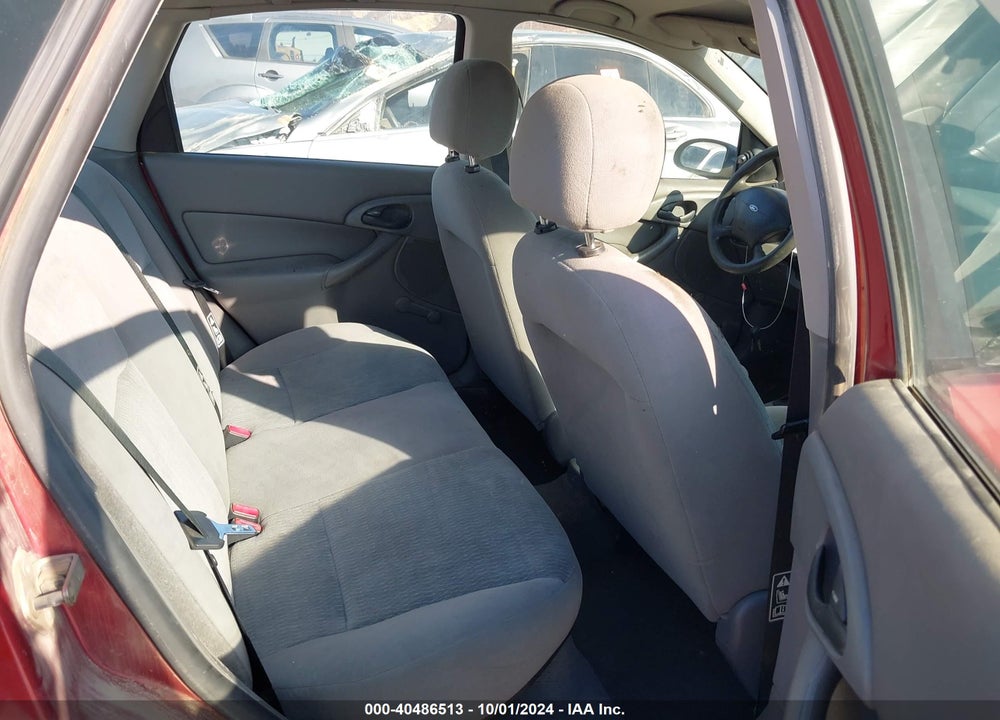 2001 FORD FOCUS LX VIN: 1FAFP33P31W360514