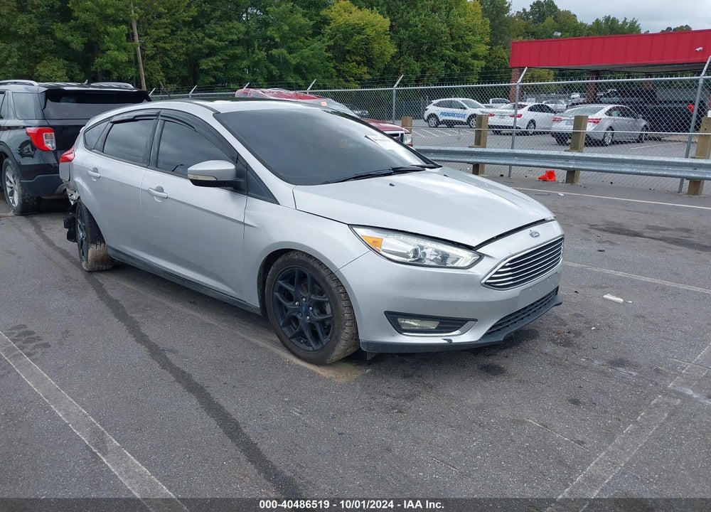 2016 FORD FOCUS SE VIN: 1FADP3K24GL308879