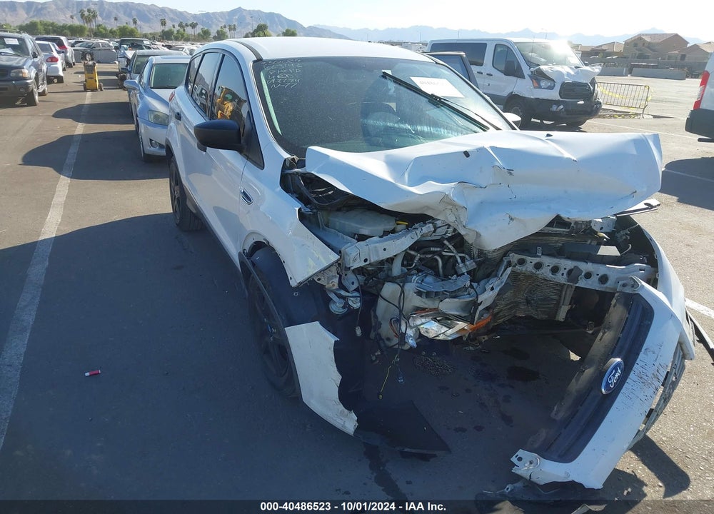 2015 FORD ESCAPE S VIN: 1FMCU0F73FUB63146