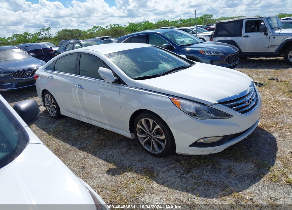 2014 HYUNDAI SONATA SE VIN: 5NPEC4AC7EH865085