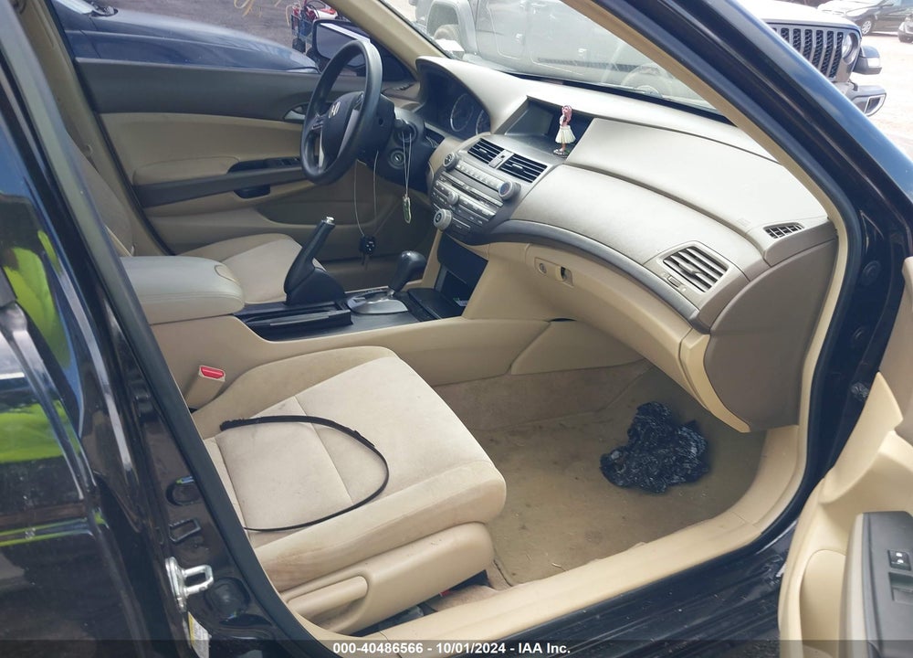 2009 HONDA ACCORD 2.4 LX VIN: 1HGCP26399A050359