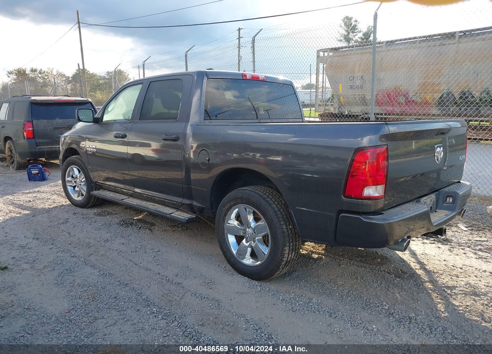2019 RAM 1500 CLASSIC EXPRESS  4X4 5'7 BOX VIN: 1C6RR7KT8KS599368