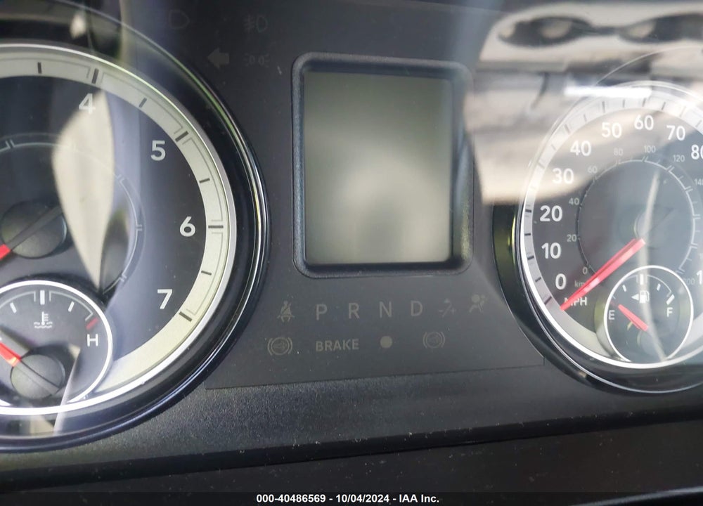 2019 RAM 1500 CLASSIC EXPRESS  4X4 5'7 BOX VIN: 1C6RR7KT8KS599368
