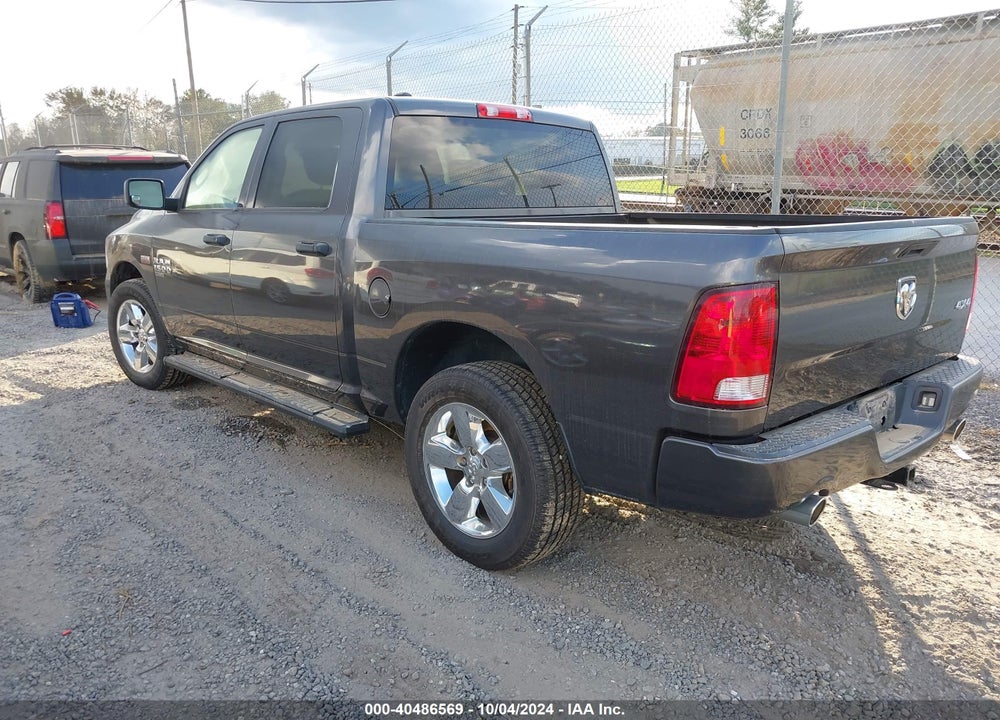 2019 RAM 1500 CLASSIC EXPRESS  4X4 5'7 BOX VIN: 1C6RR7KT8KS599368