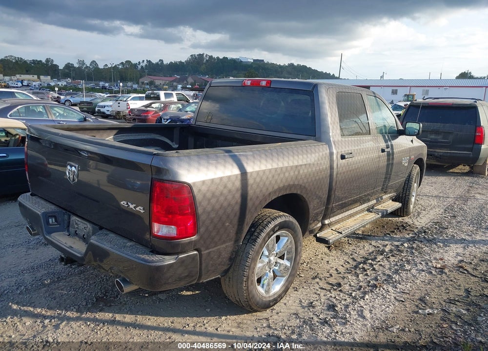 2019 RAM 1500 CLASSIC EXPRESS  4X4 5'7 BOX VIN: 1C6RR7KT8KS599368