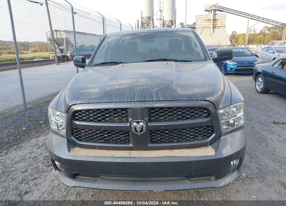 2019 RAM 1500 CLASSIC EXPRESS  4X4 5'7 BOX VIN: 1C6RR7KT8KS599368