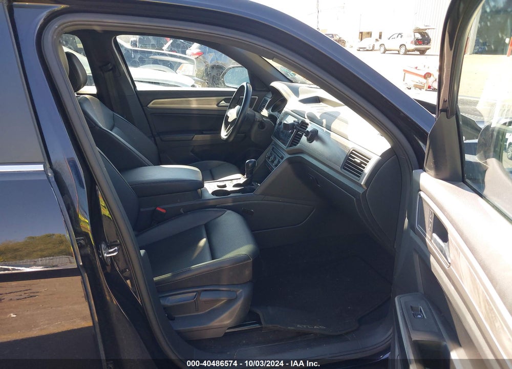2020 VOLKSWAGEN ATLAS CROSS SPORT VIN: 1V26E2CA4LC214177