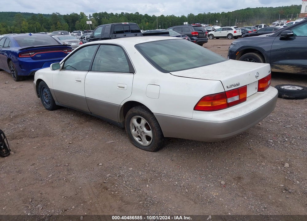 1998 LEXUS ES 300 VIN: JT8BF28G2W5050123