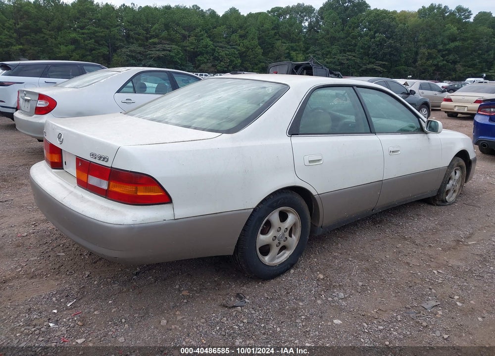 1998 LEXUS ES 300 VIN: JT8BF28G2W5050123