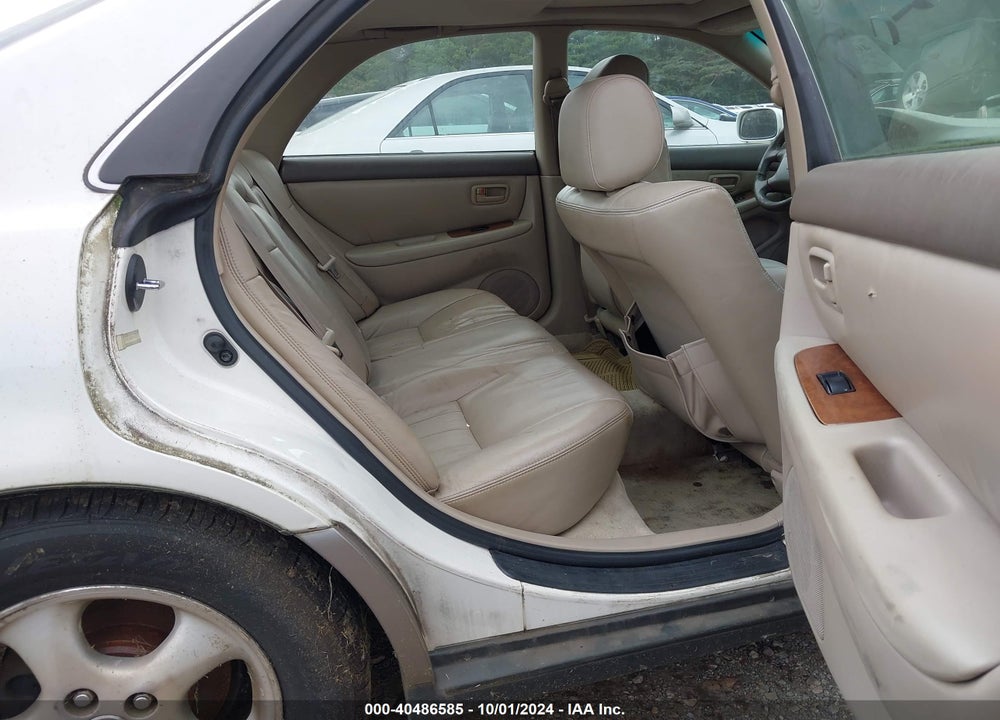 1998 LEXUS ES 300 VIN: JT8BF28G2W5050123