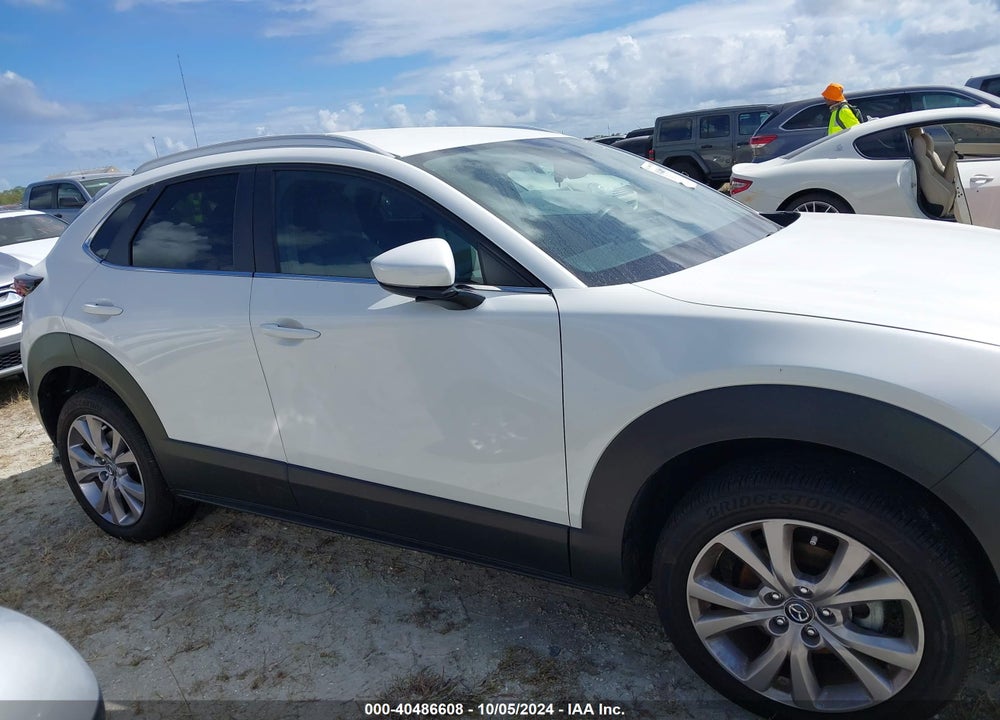 2023 MAZDA CX-30 2.5 S SELECT VIN: 3MVDMBBM8PM576118