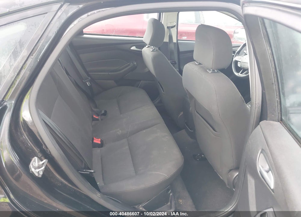 2015 FORD FOCUS SE VIN: 1FADP3F25FL291227