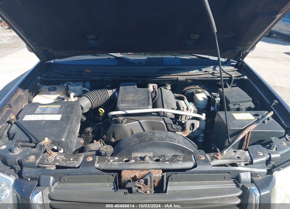 2005 GMC ENVOY XL SLE VIN: 1GKET16S756206128