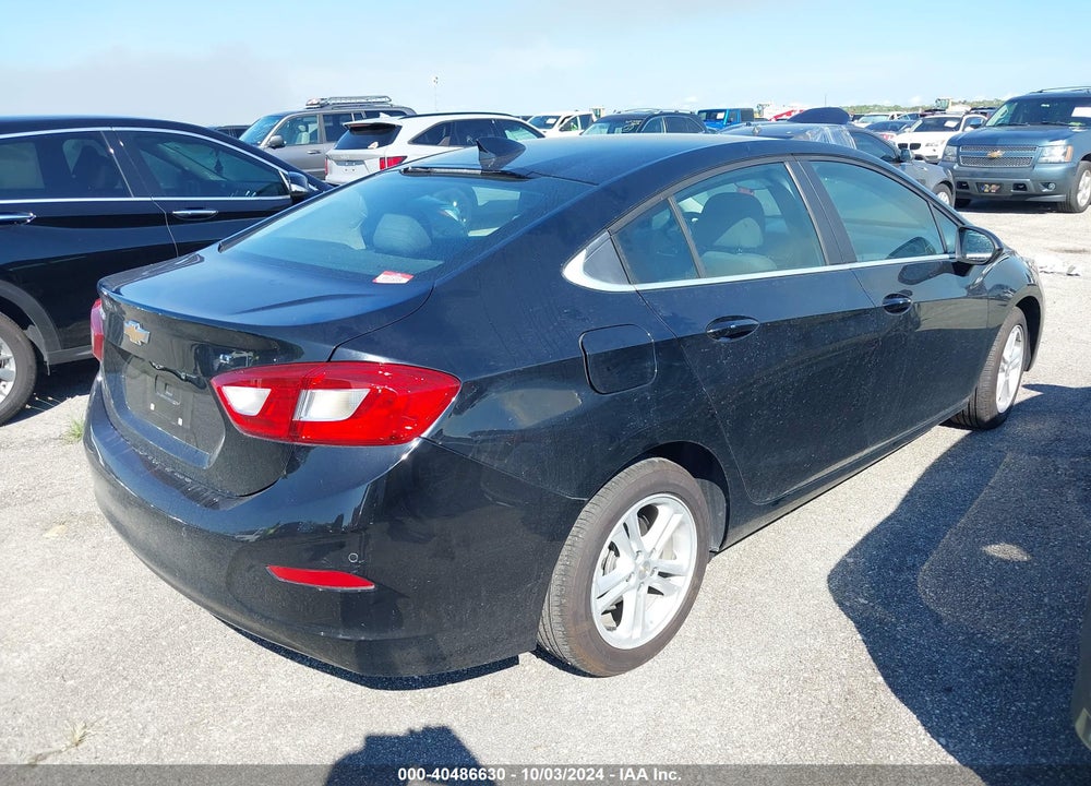 2018 CHEVROLET CRUZE LT AUTO VIN: 1G1BE5SM2J7223410