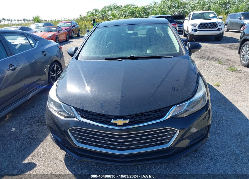 2018 CHEVROLET CRUZE LT AUTO VIN: 1G1BE5SM2J7223410