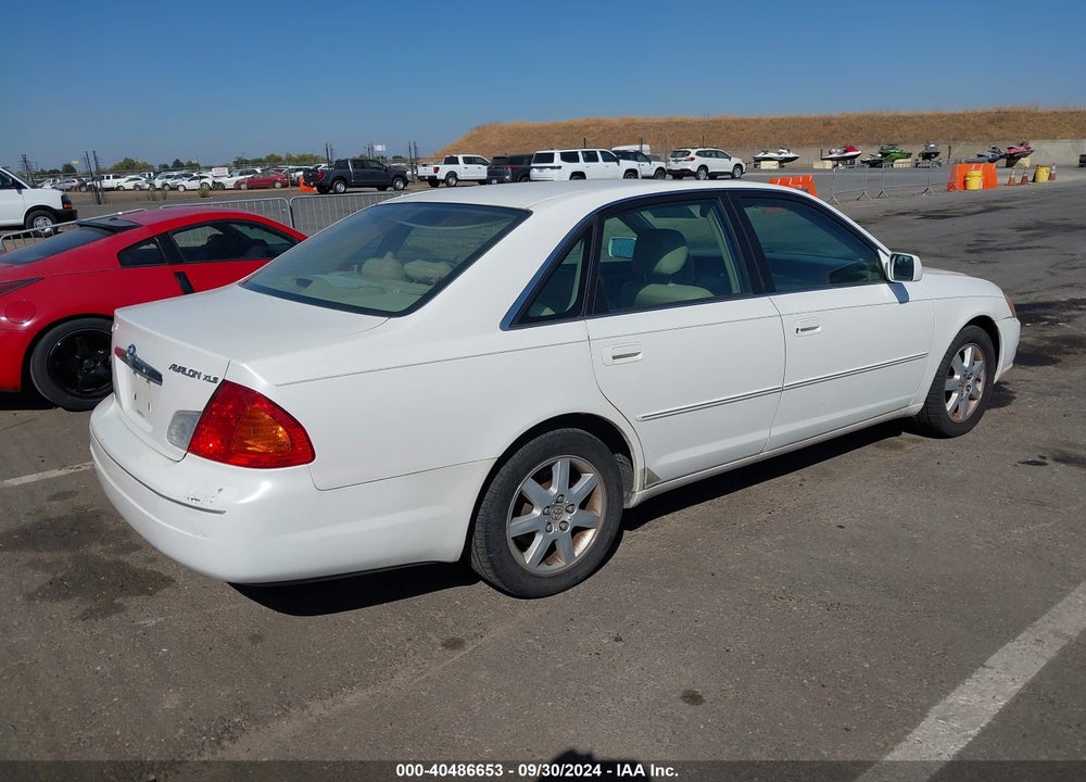 2001 TOYOTA AVALON XLS VIN: 4T1BF28B51U143959